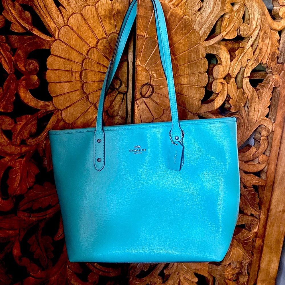 Coach Crossgrain Tote.
